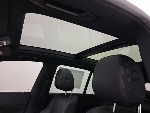 Used 2024 Mercedes-Benz GLE 350 4MATIC image 14