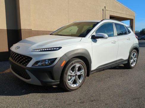 Certified 2023 Hyundai Kona SEL image 8