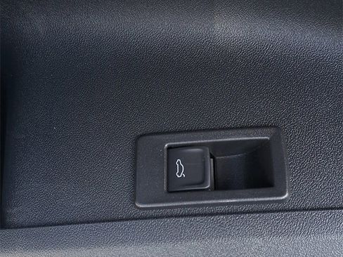 New 2025 Audi Q5 Premium Plus image 21