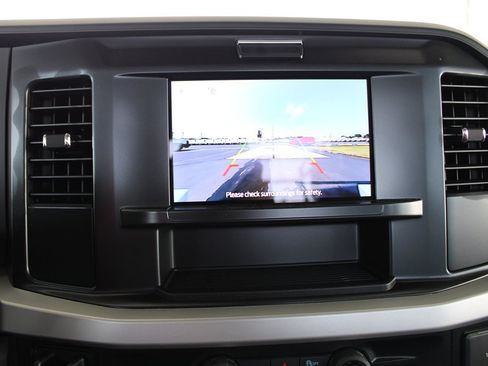 Used 2025 Ford F250 XL AWD/4WD image 35