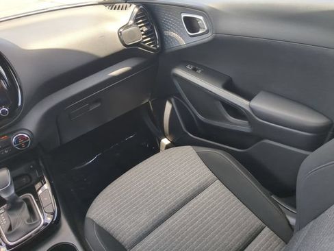 Used 2023 Kia Soul EX FWD image 18