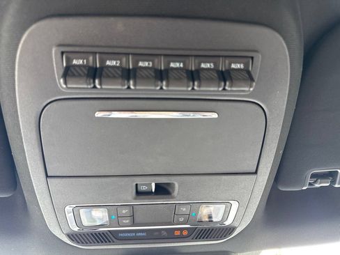 Used 2023 Ford F250 Lariat w/ Black Appearance Package AWD/4WD image 31