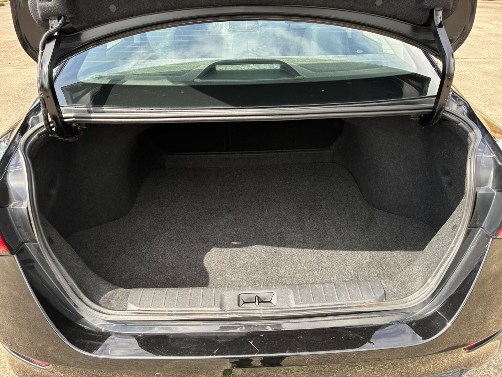 Used 2025 Nissan Sentra S FWD image 28
