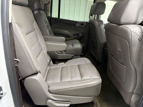 Used 2016 GMC Yukon XL Denali w/ Open Road Package AWD/4WD image 39