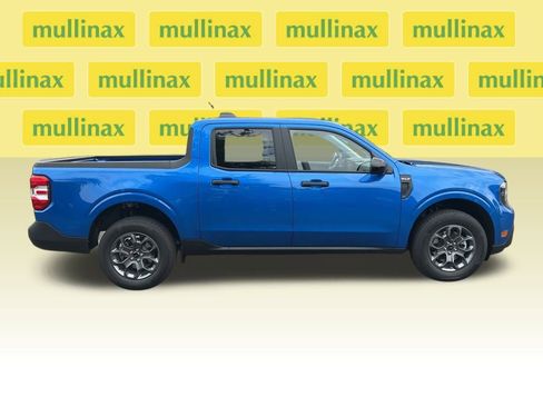 New 2025 Ford Maverick XLT w/ XLT Luxury Package FWD image 2
