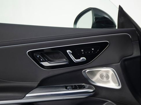 Used 2024 Mercedes-Benz AMG GT 43 image 11