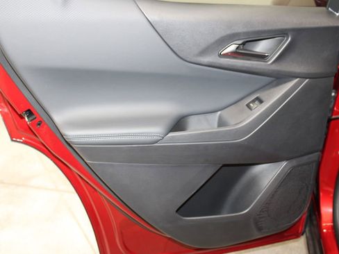 New 2026 Chevrolet Equinox LT w/ Convenience Package II image 19