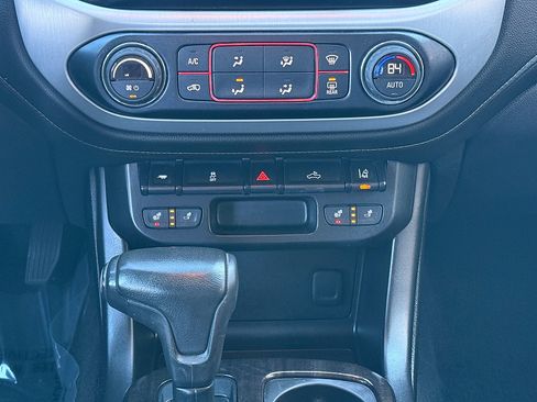 Used 2016 GMC Canyon SLT w/ Driver Alert Package image 16