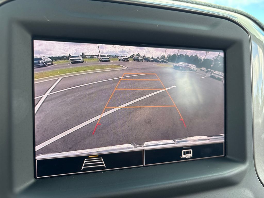 Used 2023 GMC Sierra 1500 Pro w/ Pro Value Package AWD/4WD image 17