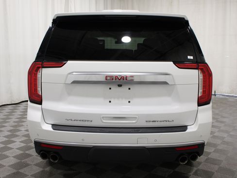 Used 2023 GMC Yukon XL Denali AWD/4WD image 31