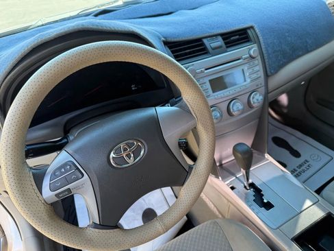 Used 2009 Toyota Camry image 10