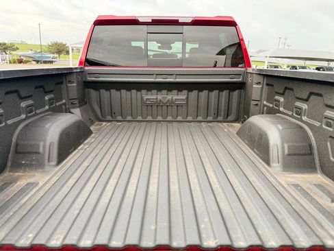 Used 2023 GMC Sierra 1500 SLT w/ SLT Premium Plus Package AWD/4WD image 7