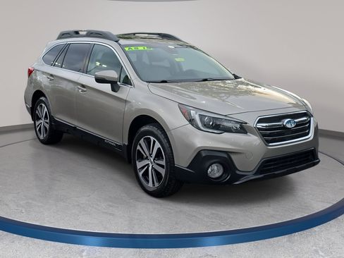 Used 2019 Subaru Outback 2.5i Limited w/ Popular Package #2 AWD/4WD image 3