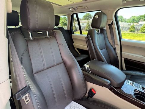 Used 2016 Land Rover Range Rover Supercharged AWD/4WD image 31