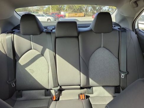 Used 2023 Toyota Camry LE image 5
