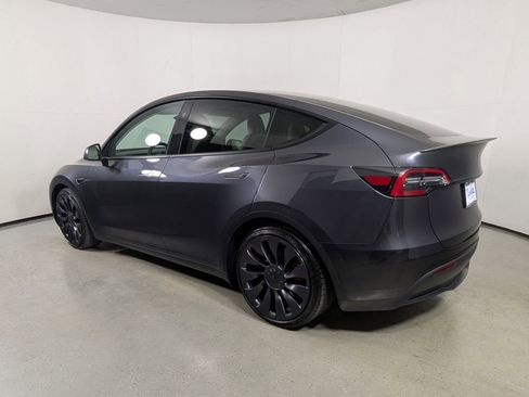 Used 2024 Tesla Model Y Performance image 6