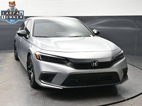 Used 2024 Honda Civic Sport image 2