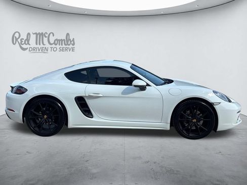 Used 2019 Porsche 718 Cayman RWD image 6