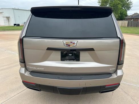 Used 2025 Cadillac Escalade Sport Platinum w/ LPO, Floor Liner Package AWD/4WD image 4