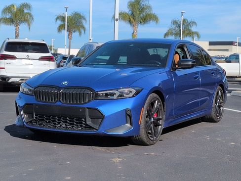 Certified 2024 BMW 330i Sedan w/ M Sport Package image 5