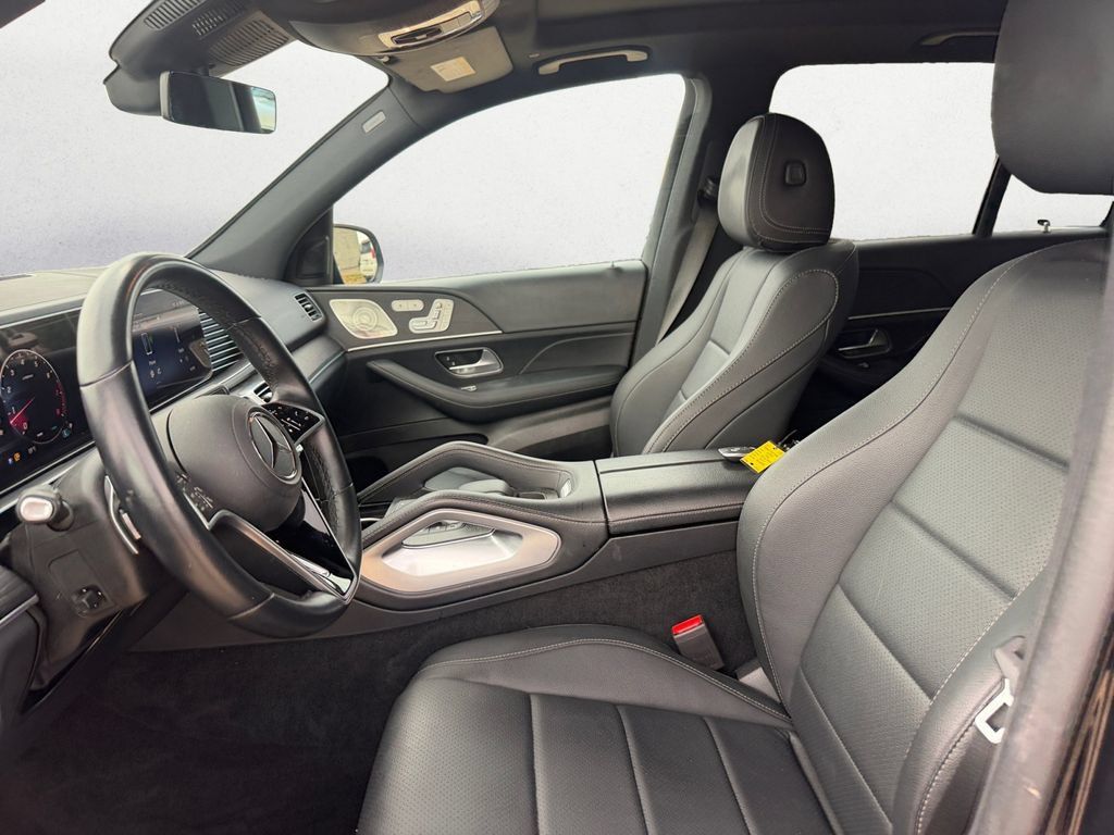Certified 2025 Mercedes-Benz GLE 350 4MATIC w/ AMG Line Exterior image 10