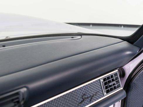 Used 1991 Porsche 911 Carrera image 50