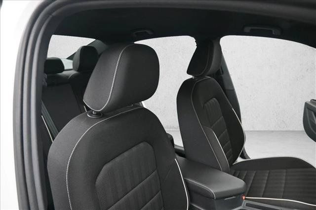 Used 2024 Volkswagen Jetta Sport FWD image 29