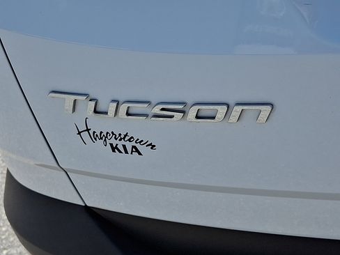 Used 2023 Hyundai Tucson Limited AWD/4WD image 31