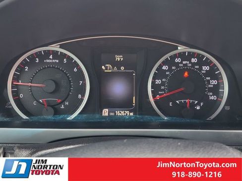 Used 2016 Toyota Camry SE FWD image 18