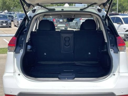 Used 2020 Nissan Rogue SV AWD/4WD image 28