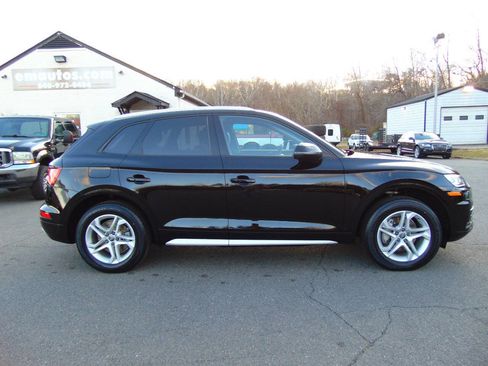 Used 2018 Audi Q5 2.0T Premium image 2