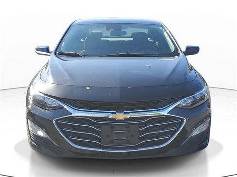 Used 2023 Chevrolet Malibu LT image 2