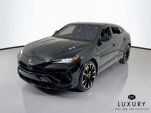 Used 2024 Lamborghini Urus S image 4