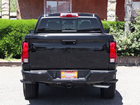 Used 2025 Chevrolet Colorado W/T w/ WT Custom Package RWD image 7