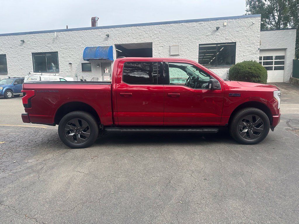 Used 2024 Ford F150 Lightning Flash w/ Max Trailer Tow Package AWD/4WD image 4