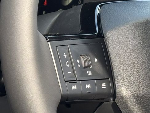 New 2026 Nissan Pathfinder SL AWD/4WD image 22