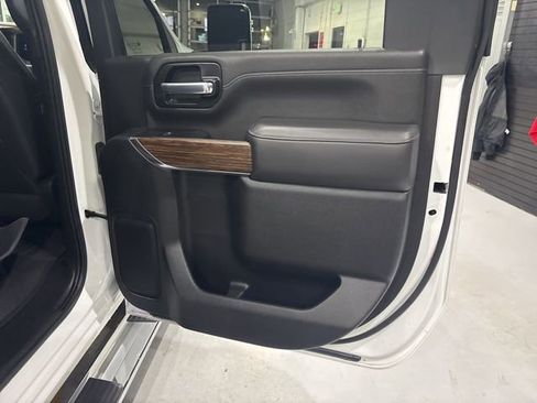 Used 2021 Chevrolet Silverado 3500 High Country AWD/4WD image 34