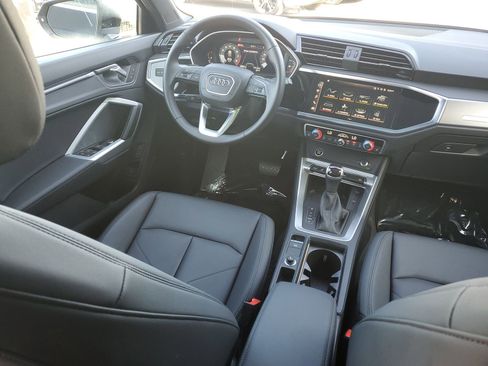 Used 2025 Audi Q3 2.0T Premium Plus w/ Premium Plus Package image 12