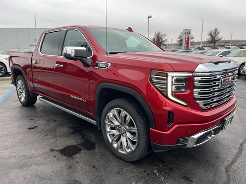 Used 2024 GMC Sierra 1500 Denali w/ Denali Reserve Package image 5