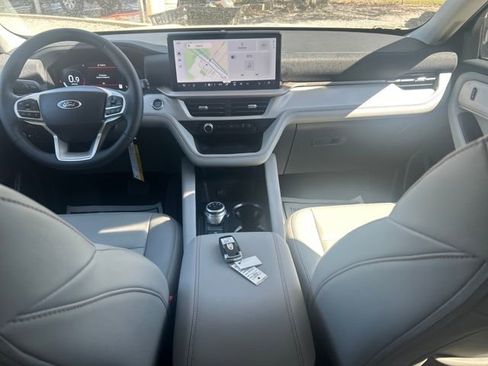 New 2026 Ford Explorer Active w/ Active Comfort Package RWD image 13