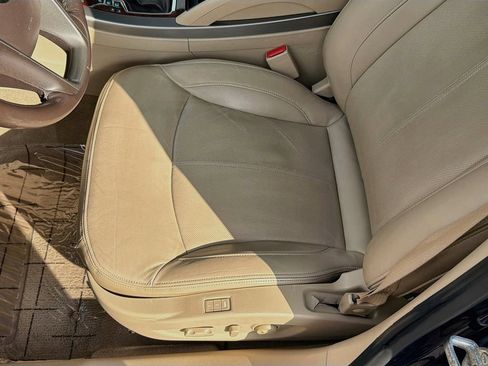 Used 2011 Buick LaCrosse CXS w/ Driver Confidence Package FWD image 20
