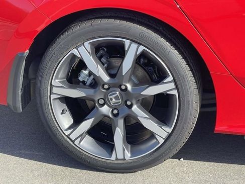 Certified 2025 Honda Civic Sport Touring image 11