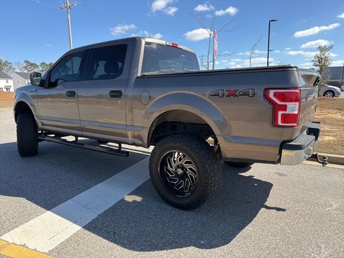 Used 2020 Ford F150 XLT w/ Equipment Group 301A Mid image 6