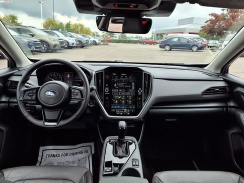 Used 2025 Subaru Crosstrek 2.5i Limited w/ Crosstrek Mirror Package image 9