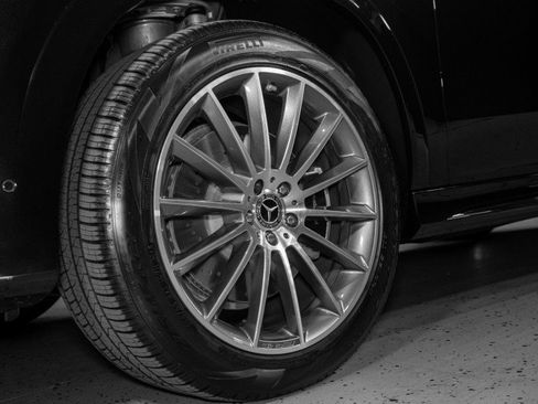 New 2026 Mercedes-Benz GLE 580 4MATIC image 30