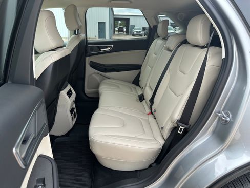 Used 2022 Ford Edge Titanium w/ Equipment Group 301A image 13