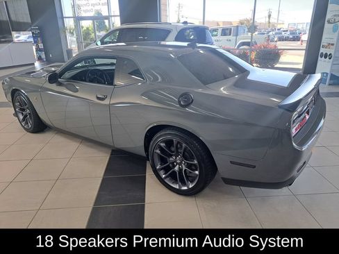Certified 2023 Dodge Challenger R/T Scat Pack w/ Plus Package RWD image 4