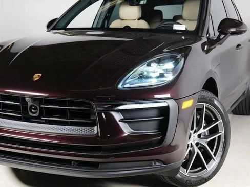 New 2026 Porsche Macan AWD/4WD image 32