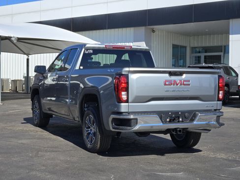 New 2026 GMC Sierra 1500 SLE AWD/4WD image 3