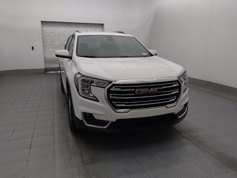 Used 2022 GMC Terrain SLT image 14